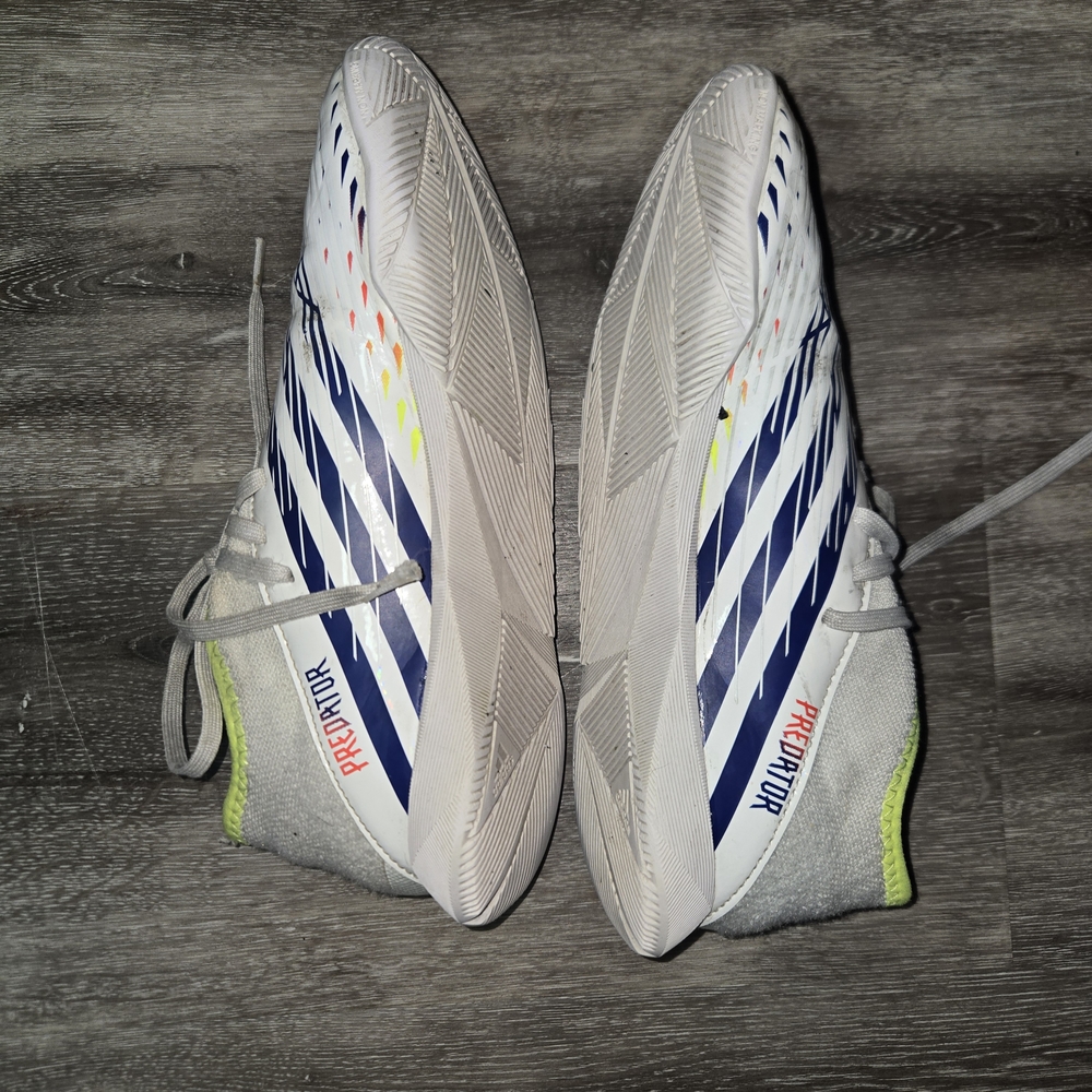 Adidas Yout Predator Edge.3 Indoor Soccer Shoes GV8517 White Solar Yellow Sz 4.5 - Picture 6 of 10